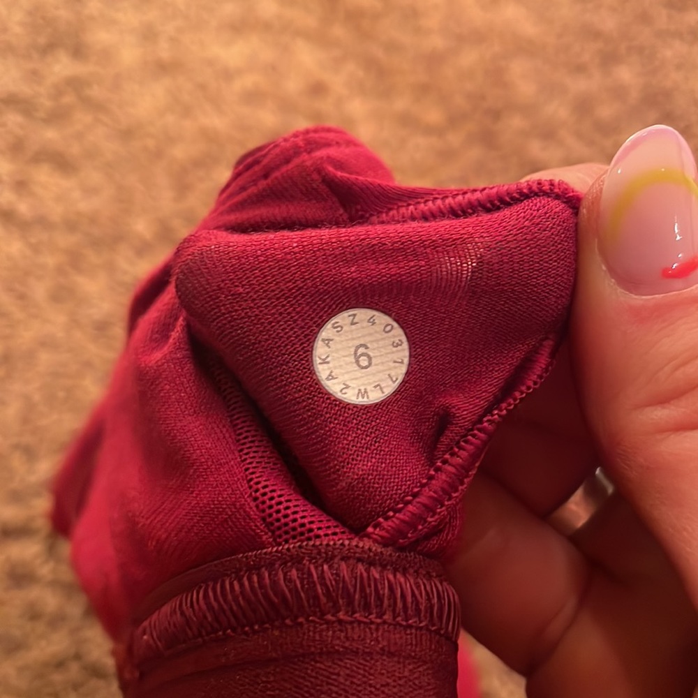 Lululemon Bra - Picture 4 of 4